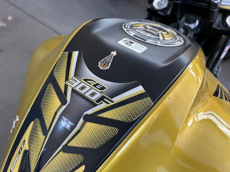 HONDA CB 300F Twister Flex