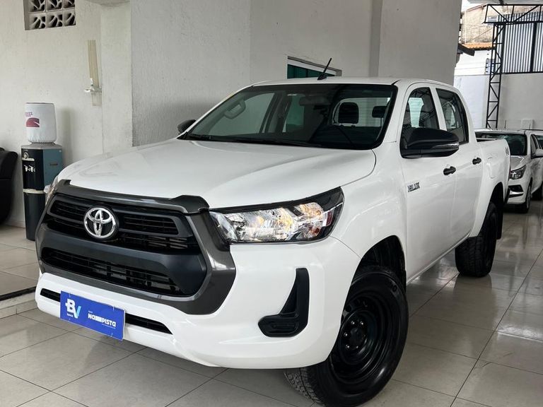 Toyota Hilux CD 4x4 2.8 Diesel Mec.