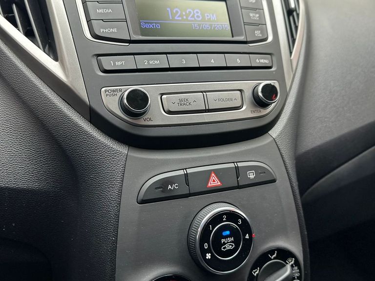 Hyundai HB20X Style 1.6 Flex 16V Aut.