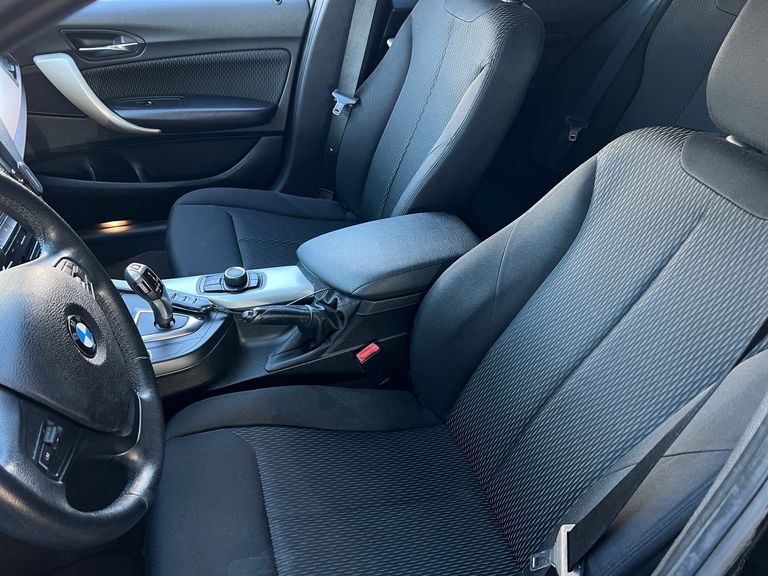 BMW 116iA 1.6 TB 16V 136cv 5p