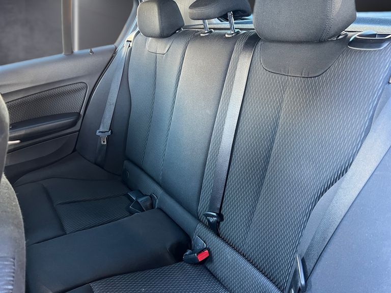BMW 116iA 1.6 TB 16V 136cv 5p