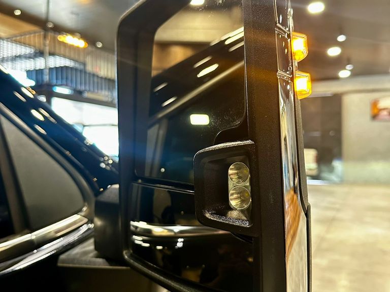 Chevrolet Silverado High Country 5.3 V8 AWD Aut.