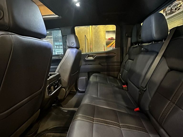 Chevrolet Silverado High Country 5.3 V8 AWD Aut.