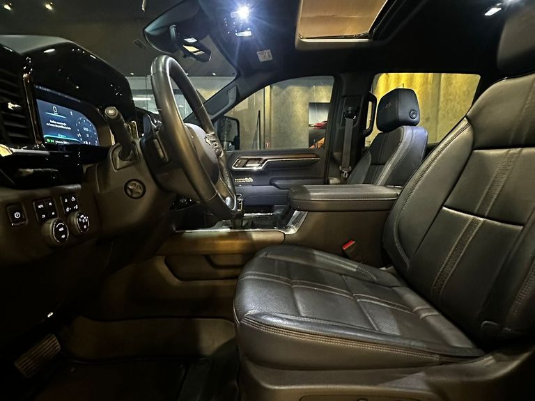 Chevrolet Silverado High Country 5.3 V8 AWD Aut.