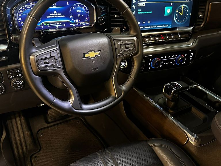 Chevrolet Silverado High Country 5.3 V8 AWD Aut.