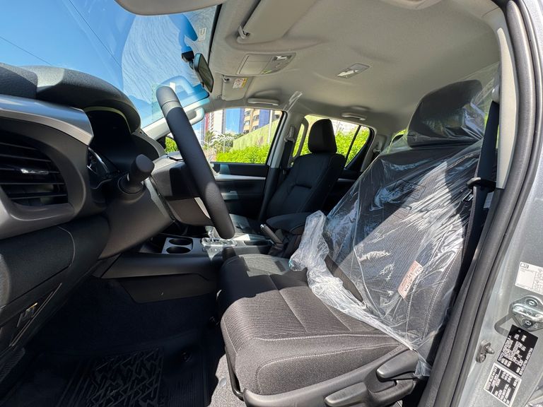 Toyota Hilux CD SR 4x4 2.8 TDI Diesel Aut.