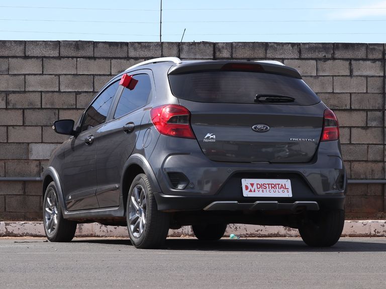 Ford Ka 1.5 FreeStyle 12V Flex 5p Aut.