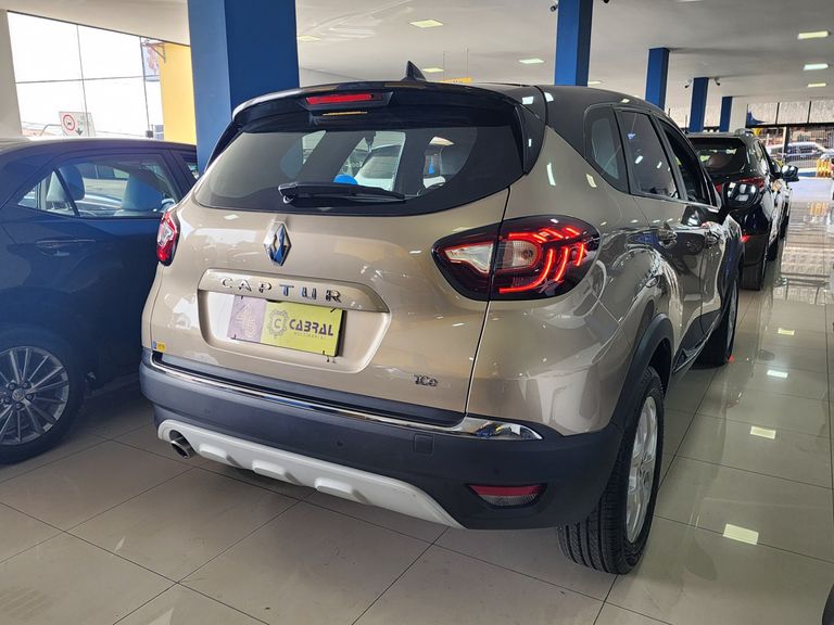 Renault CAPTUR Intense 1.3 TB 16V Flex 5p Aut.