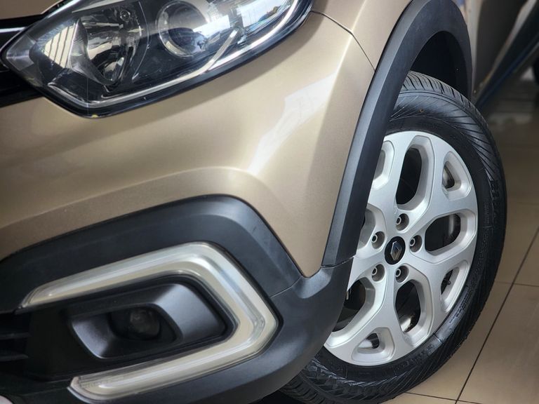 Renault CAPTUR Intense 1.3 TB 16V Flex 5p Aut.