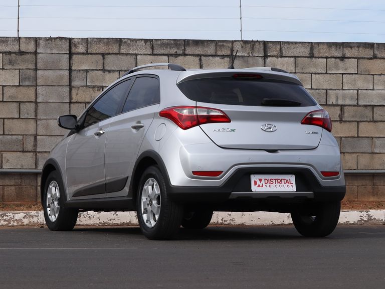 Hyundai HB20X Premium 1.6 Flex 16V Mec.