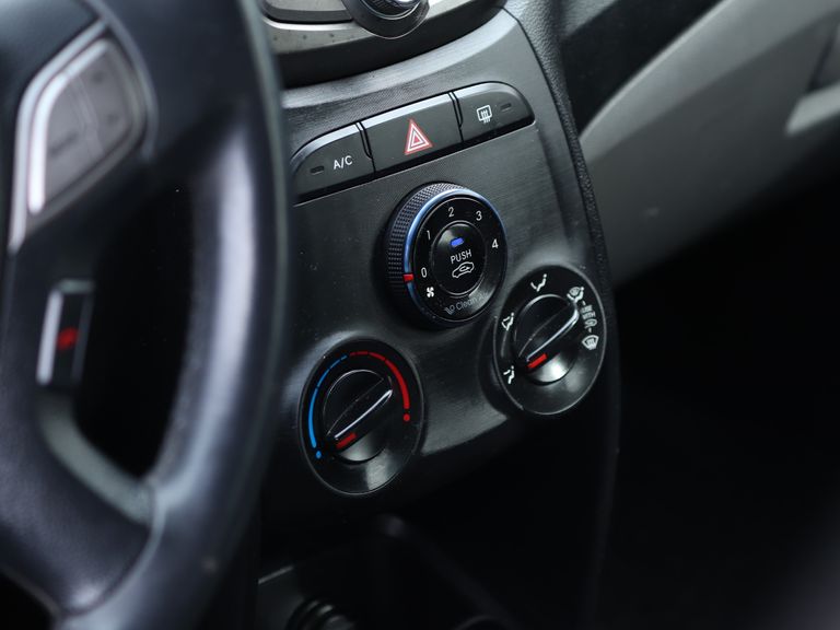 Hyundai HB20X Premium 1.6 Flex 16V Mec.