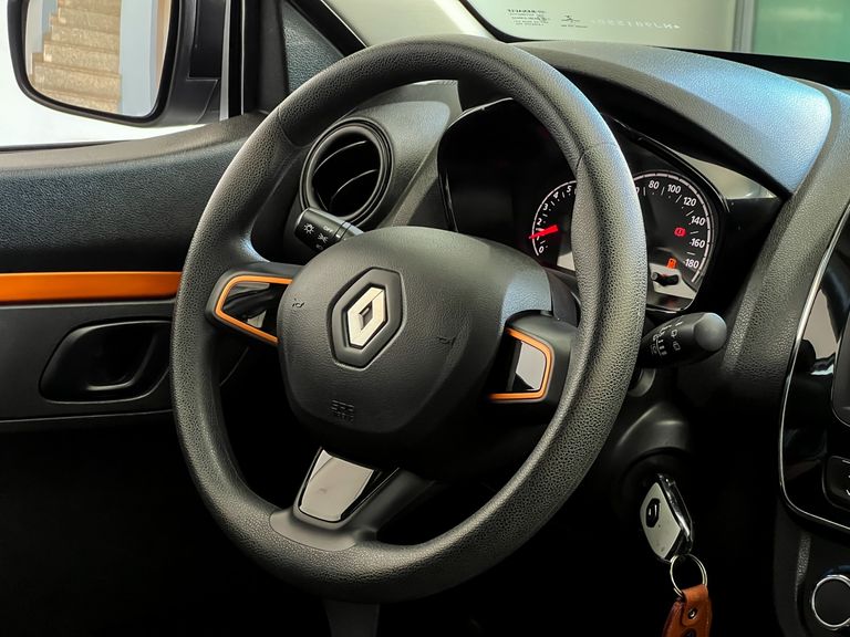 Renault KWID OUTSIDER 1.0 Flex 12V 5p Mec.