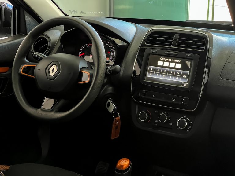 Renault KWID OUTSIDER 1.0 Flex 12V 5p Mec.