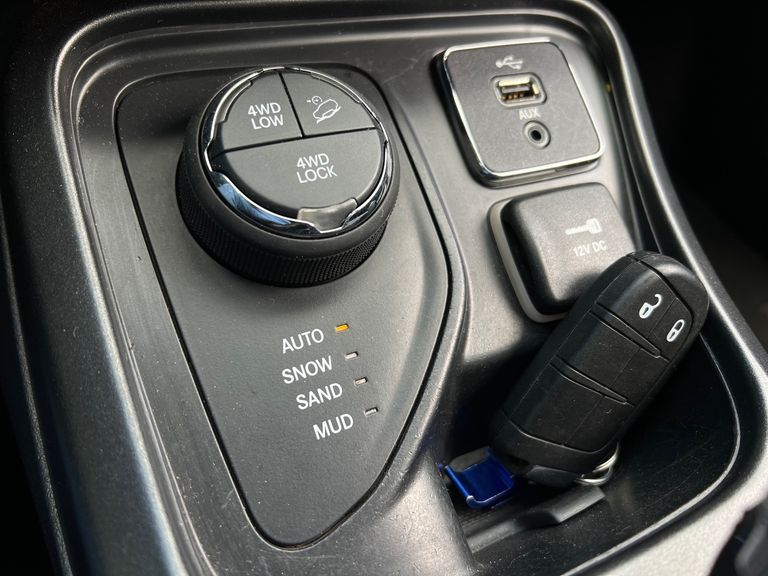 Jeep COMPASS LONGITUDE 2.0 4x4 Dies. 16V Aut.