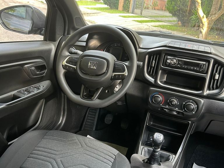 Fiat Strada Freedom 1.3 Flex 8V CD