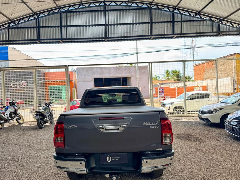 Toyota Hilux CD SRV 4x4 2.8 TDI Diesel Aut.
