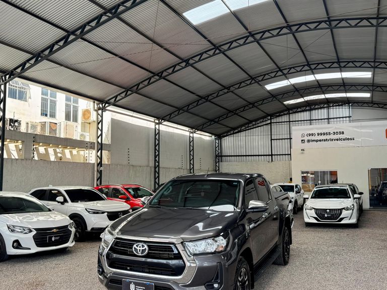 Toyota Hilux CD SRV 4x4 2.8 TDI Diesel Aut.