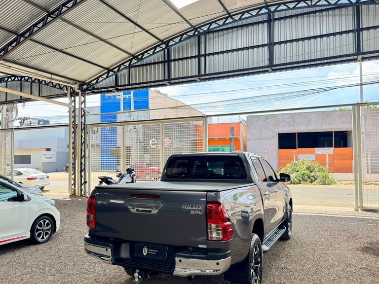 Toyota Hilux CD SRV 4x4 2.8 TDI Diesel Aut.