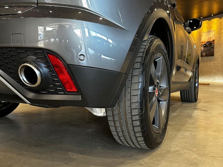 Jaguar E-Pace R-Dyn. SE 2.0 AWD 250cv Aut/Flex.