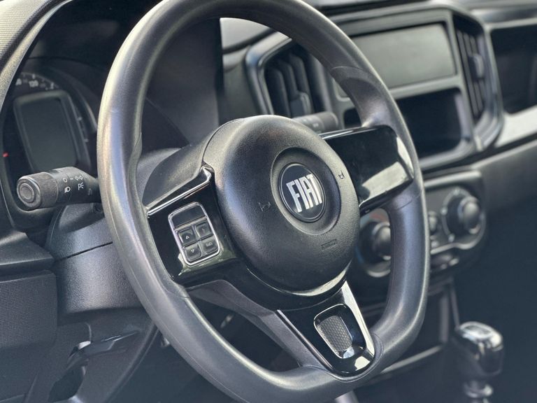 Fiat Strada Freedom 1.3 Flex 8V CD