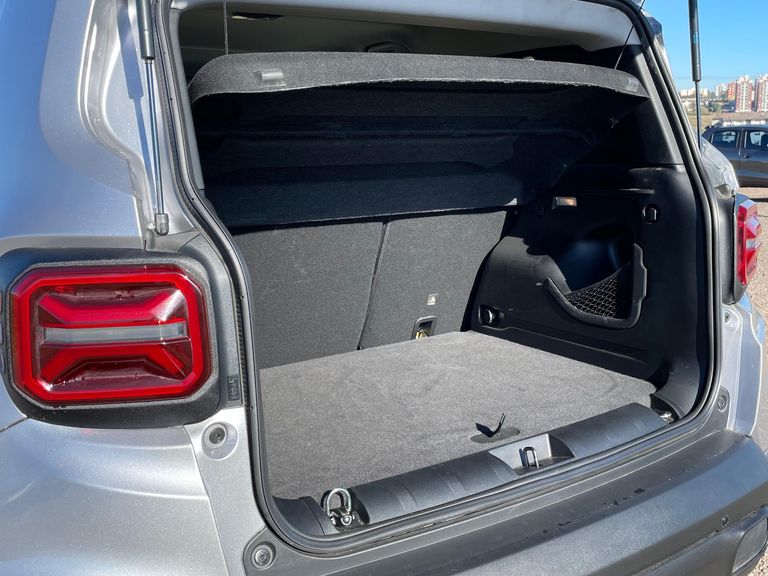 Jeep Renegade Sport T270 1.3 TB 4x2 Flex Aut.