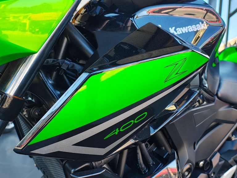 KAWASAKI Z 400