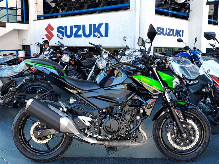 KAWASAKI Z 400