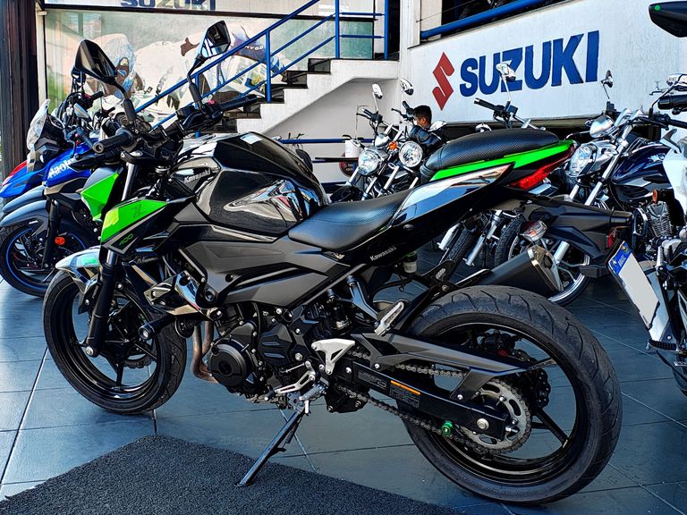 KAWASAKI Z 400