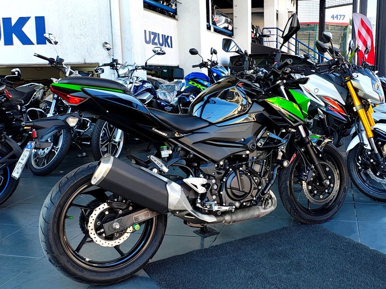 KAWASAKI Z 400