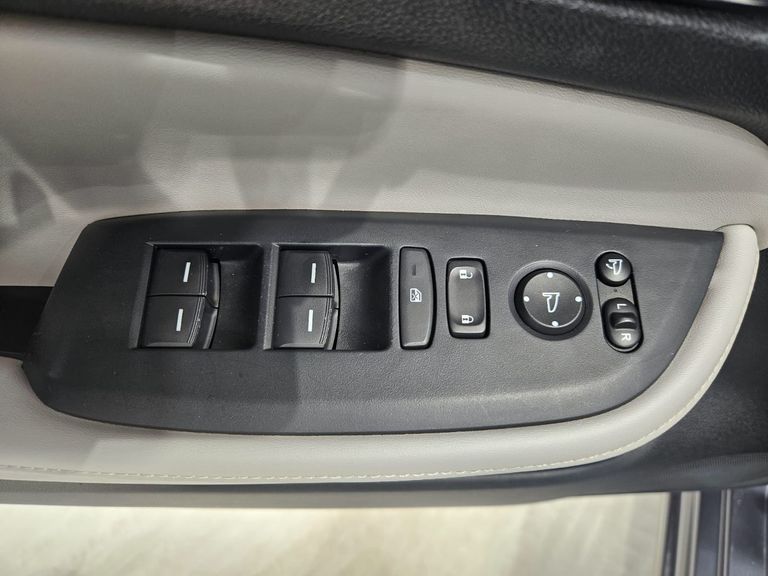 Honda CITY Sedan Touring 1.5 Flex 16V 4p Aut.