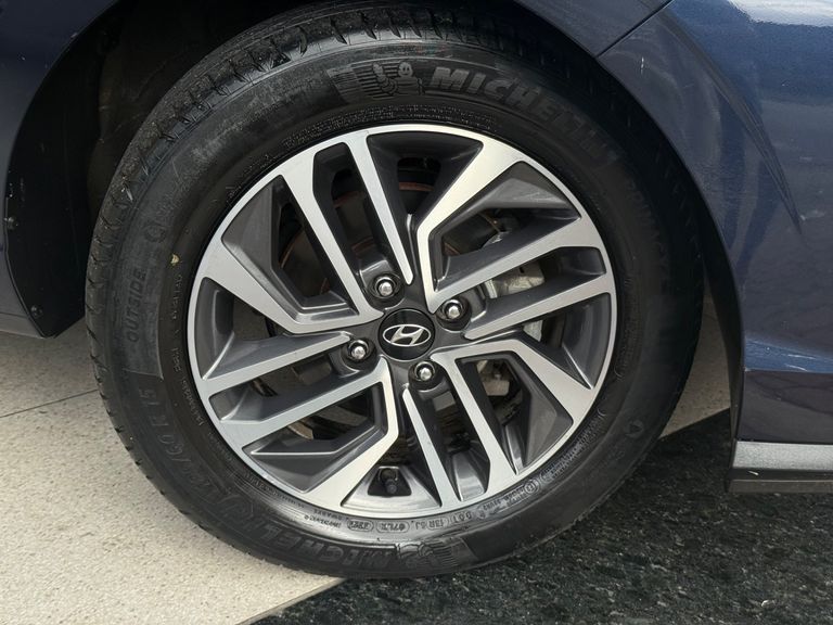 Hyundai HB20S Limited 1.0  Flex 12V Mec.