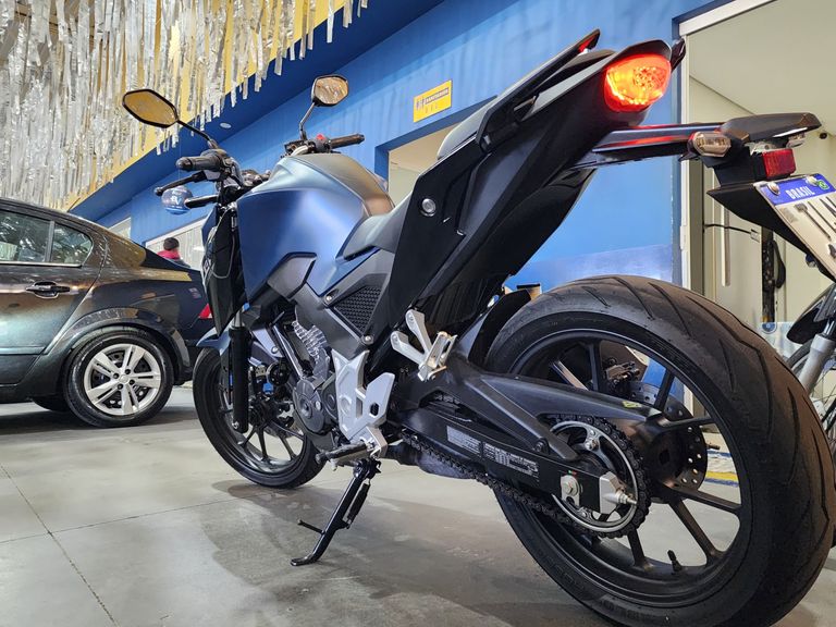 HONDA CB 300F Twister Flex
