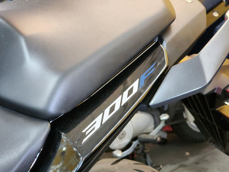 HONDA CB 300F Twister Flex