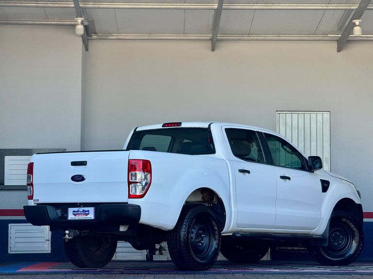 Ford Ranger XL 2.2 4x4 CD Diesel Mec.