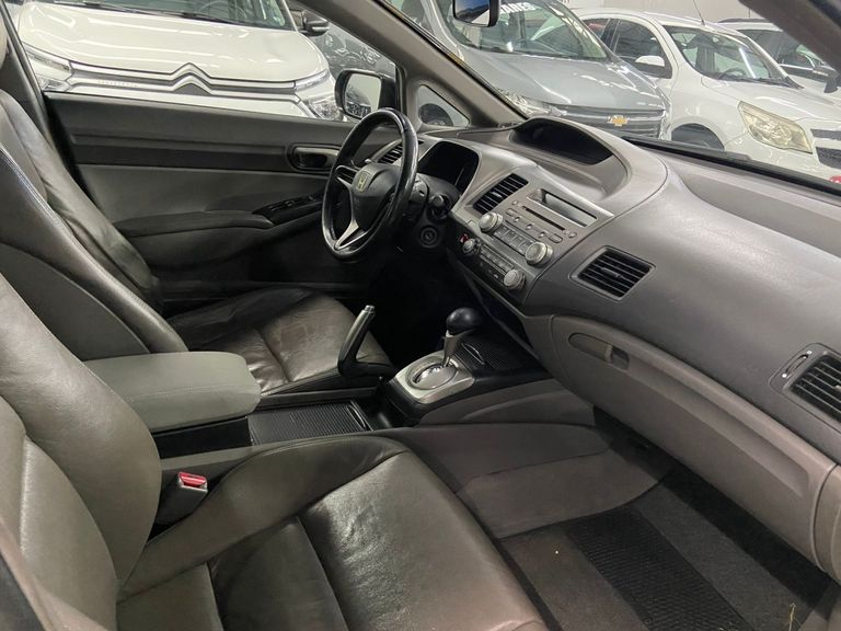 Honda Civic Sedan LXS 1.8/1.8 Flex 16V Aut. 4p