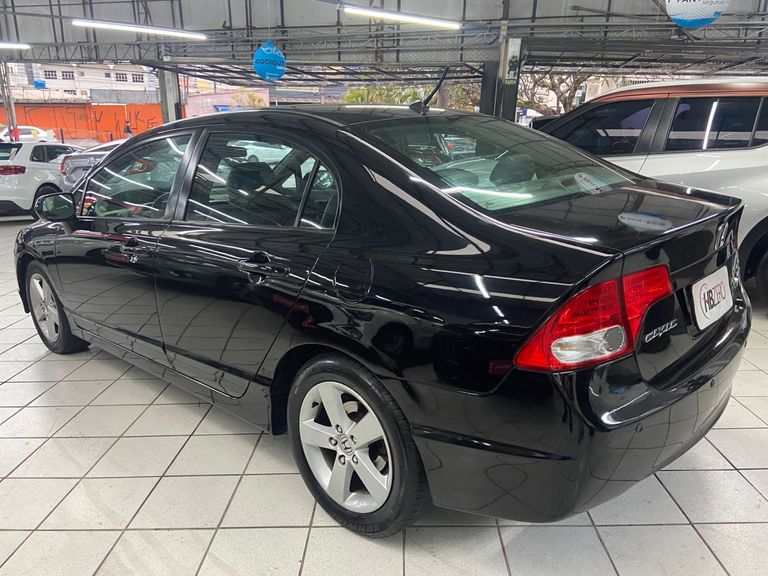 Honda Civic Sedan LXS 1.8/1.8 Flex 16V Aut. 4p