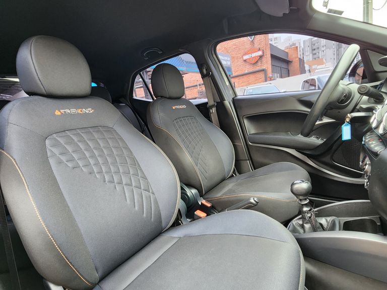 Fiat ARGO TREKKING 1.3 8V Flex
