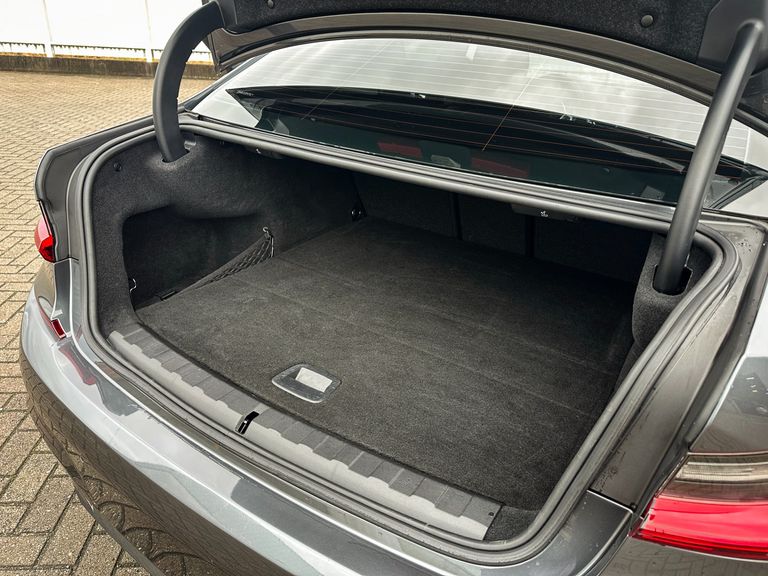 BMW 330e M Sport 2.0 Turbo Híbrido Aut.