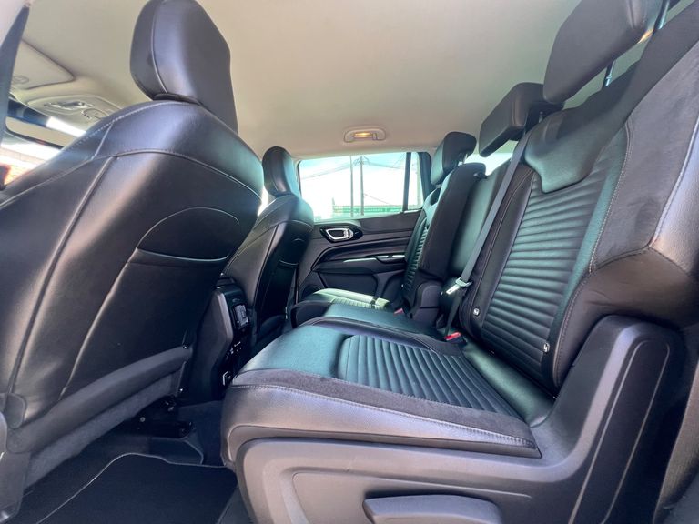 Jeep Commander Limited TD380 2.0 4x4 Die.Aut.