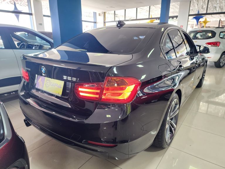 BMW 328iA M Sport 2.0 16V Flex 4p