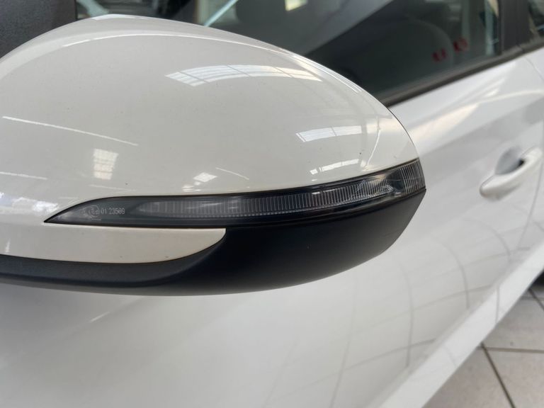 Hyundai HB20S Comfort Plus 1.0 Flex 12V Mec.