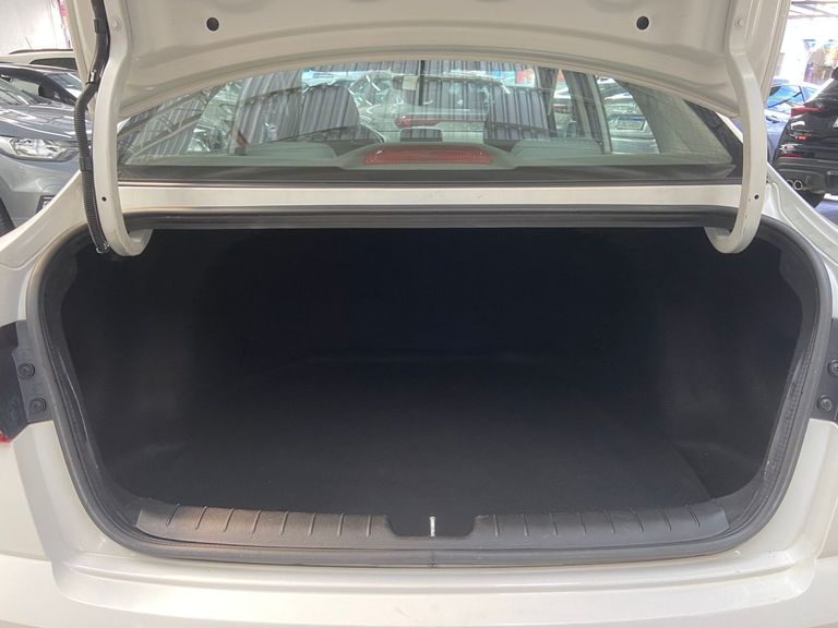 Hyundai HB20S Comfort Plus 1.0 Flex 12V Mec.