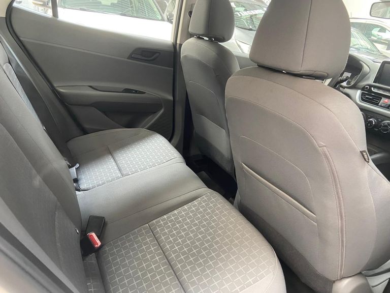 Hyundai HB20S Comfort Plus 1.0 Flex 12V Mec.
