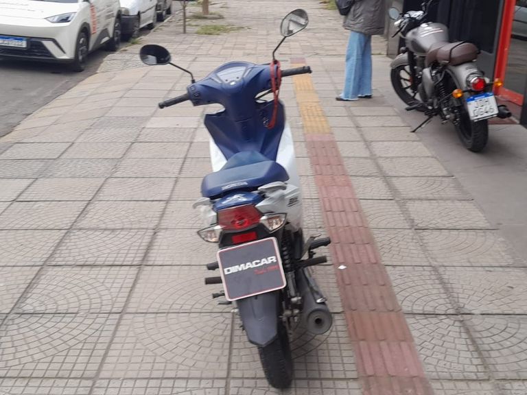HONDA BIZ 125/125i Flex