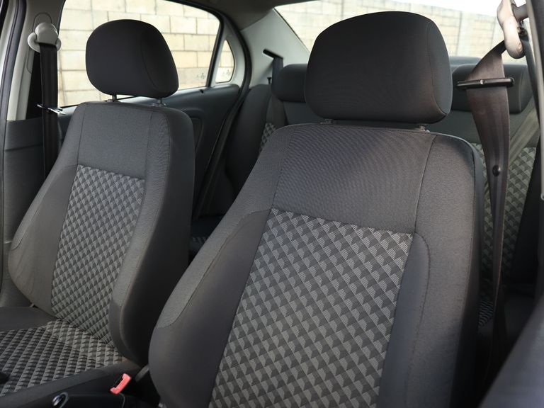 VolksWagen VOYAGE COMF/Highli. 1.6 T.Flex 8V 4p