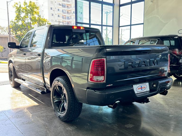 RAM CLASSIC LARAMIE 5.7 CD V8 4X4 Aut.