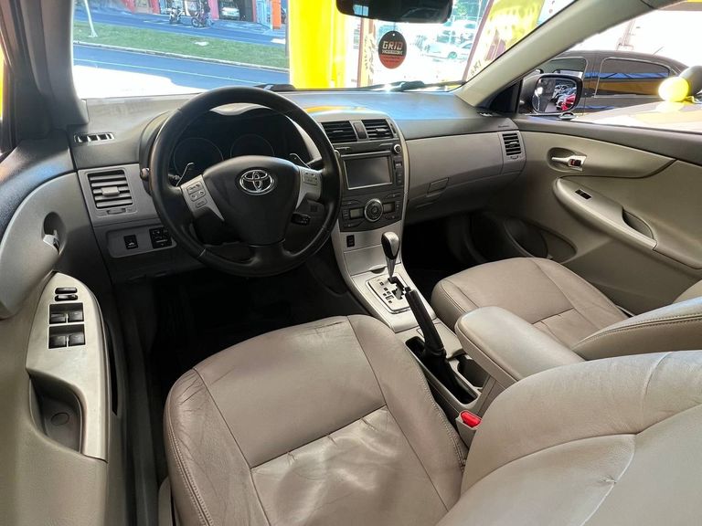 Toyota Corolla XEi 2.0 Flex 16V Aut.