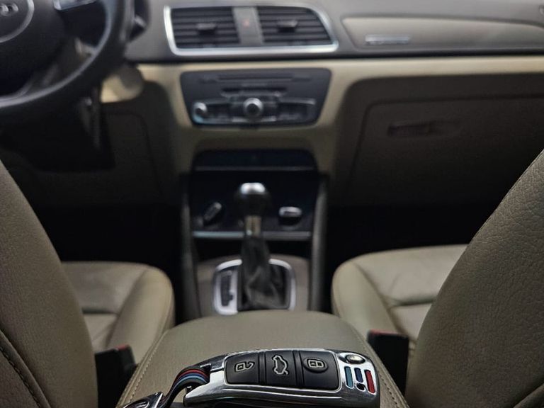 Audi Q3 2.0 TFSI Quat. 170/180cv S-tronic 5p