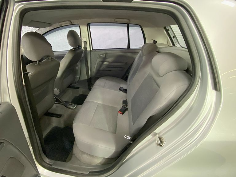 VolksWagen Fox Plus 1.6Mi/ 1.6Mi Total Flex 8V 4p