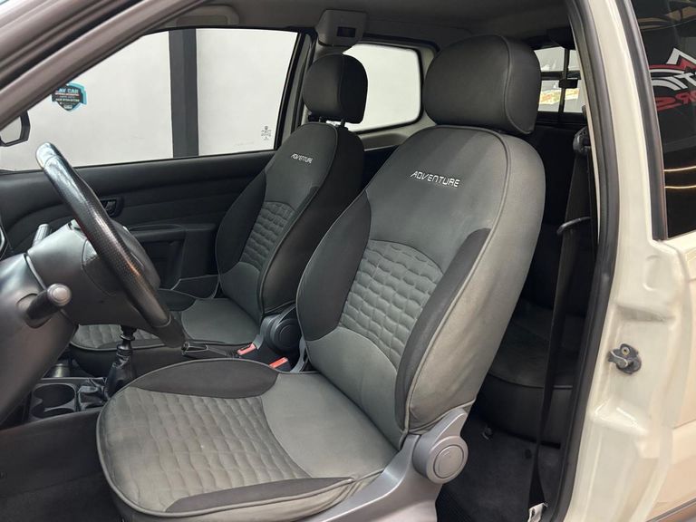 Fiat Strada Adv.Ext./ Ext. 1.8 LOCKER Flex CD